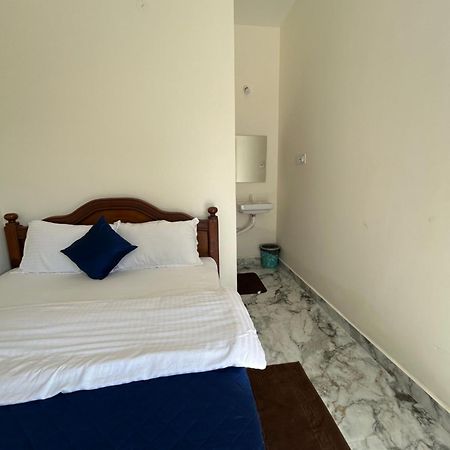 Dss Home Stay Just 500 Meter Girivalam Road Tiruvannāmalai Buitenkant foto