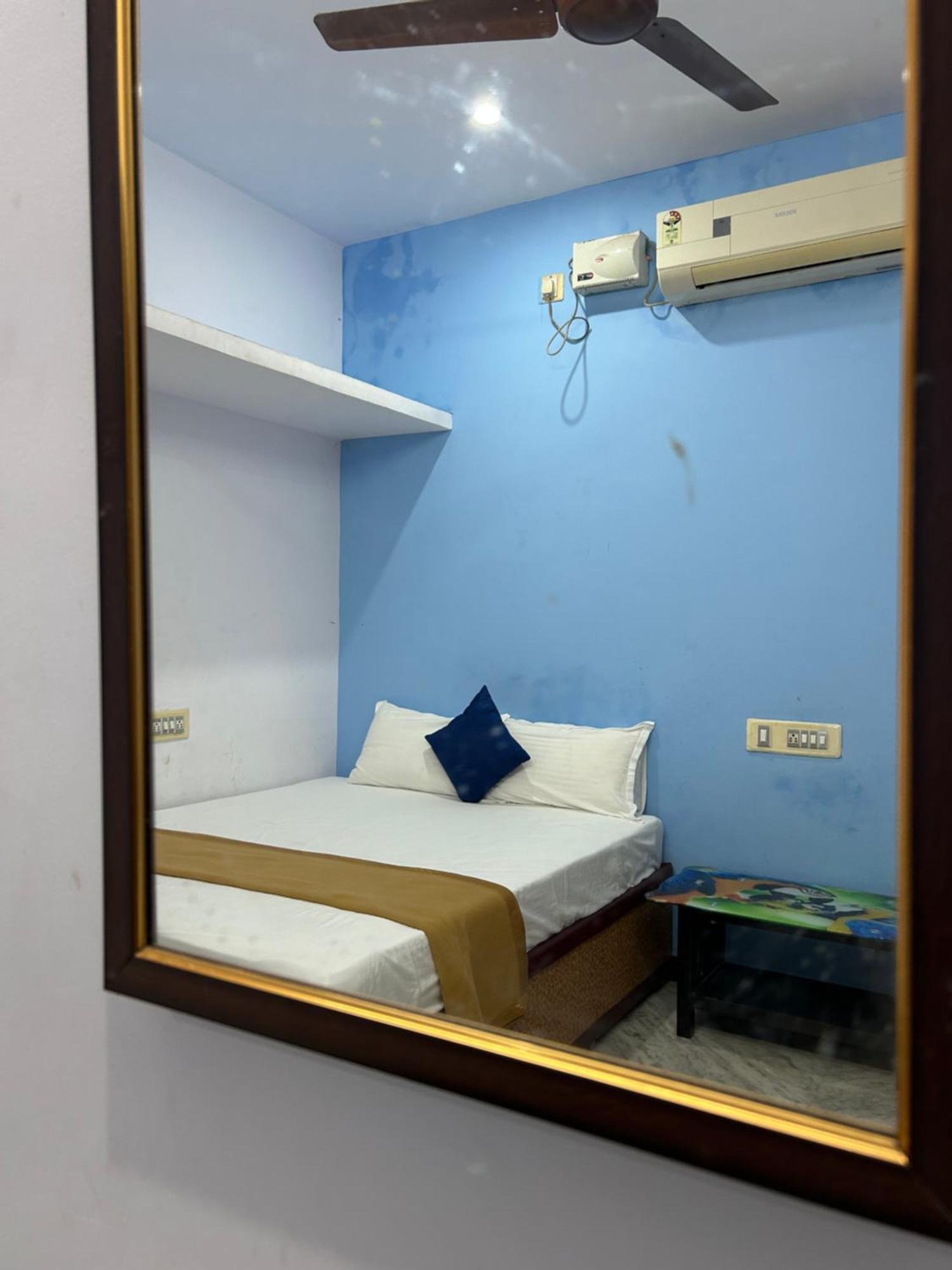 Dss Home Stay Just 500 Meter Girivalam Road Tiruvannāmalai Buitenkant foto